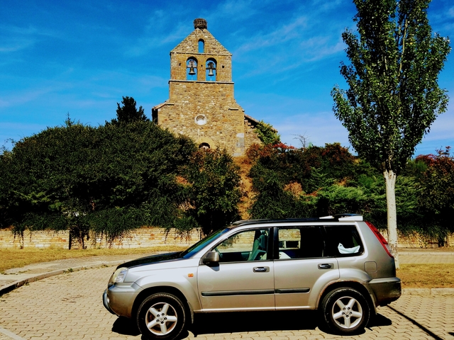 Living and travelling in Northern Spain in Nissan X-trail Camping car