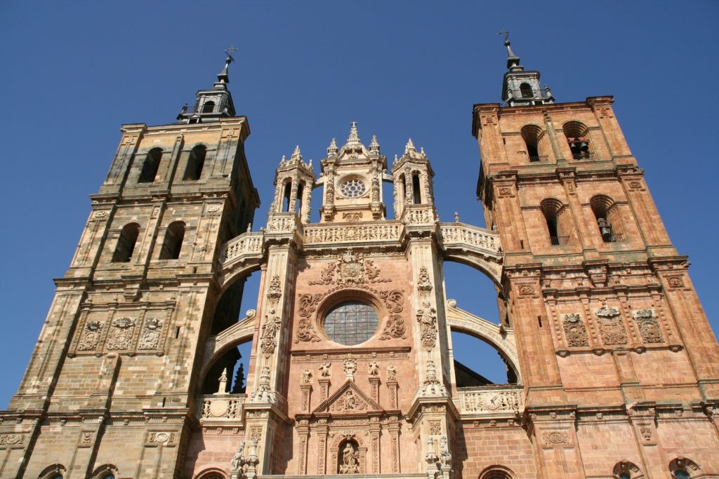 Tourist guide León 10 Free things to do in Leon Spain