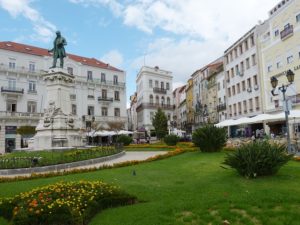 Free things to fo in Coimbra Tourist guide portugal Main plaza